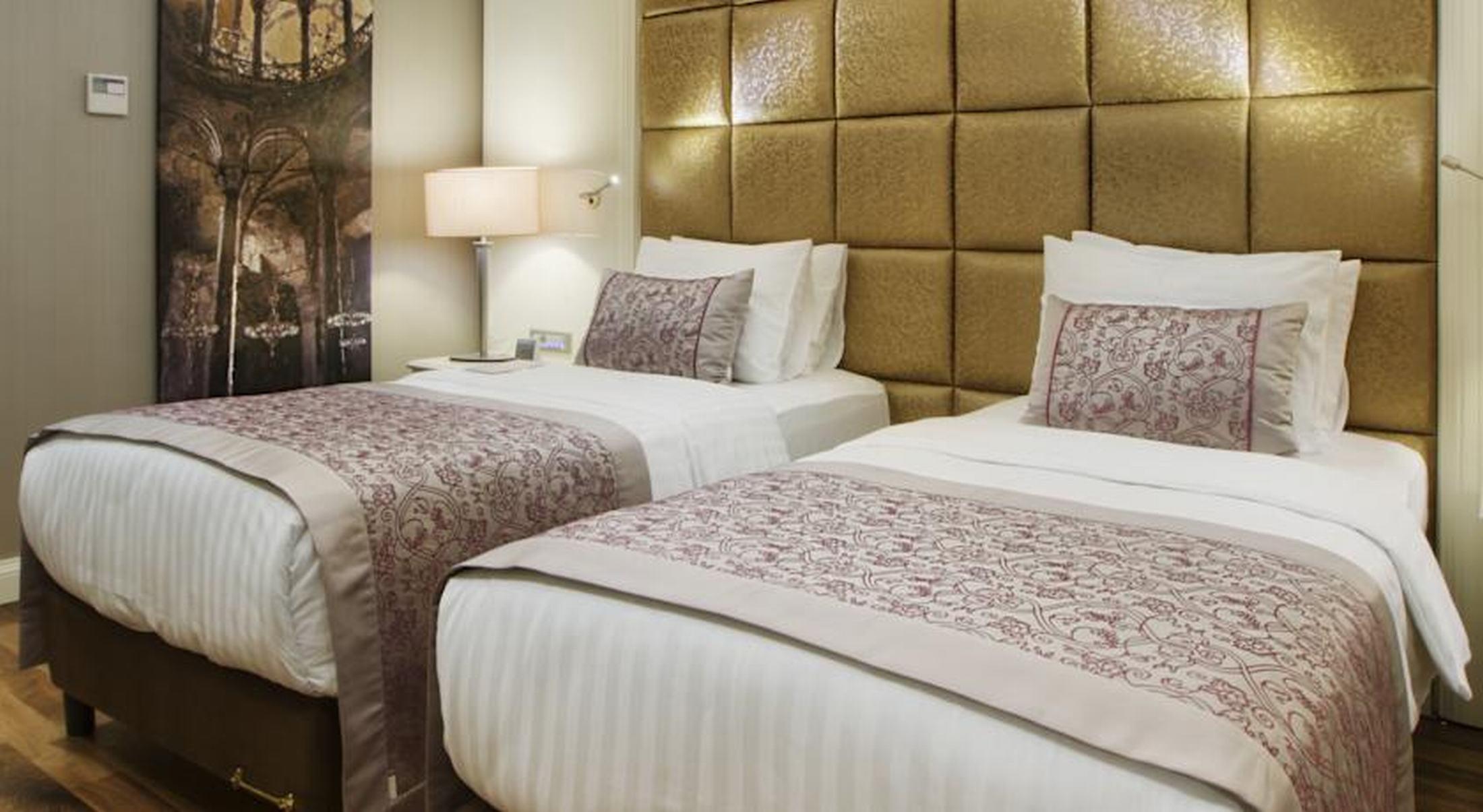 Dedeman Bostanci Istanbul Hotel & Convention Center Екстер'єр фото A bed runner