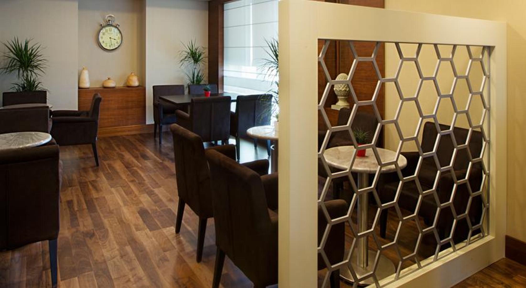 Dedeman Bostanci Istanbul Hotel & Convention Center Екстер'єр фото The interior of the lounge