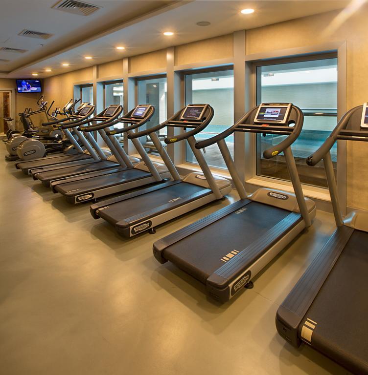 Dedeman Bostanci Istanbul Hotel & Convention Center Екстер'єр фото Treadmills
